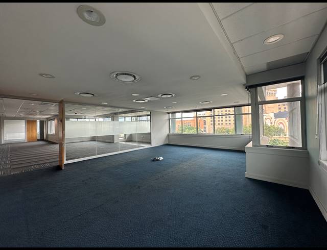 968M² OFFICE TO LET IN SANDTON CENTRAL
